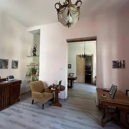 Holiday home Baroque Old House Near Center *